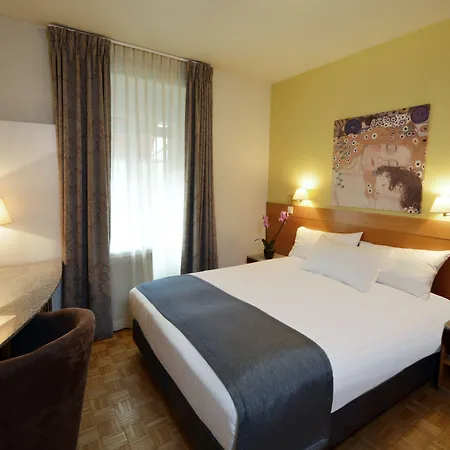 Des Alpes 3*