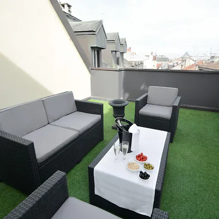 Hotel Des Alpes 3*