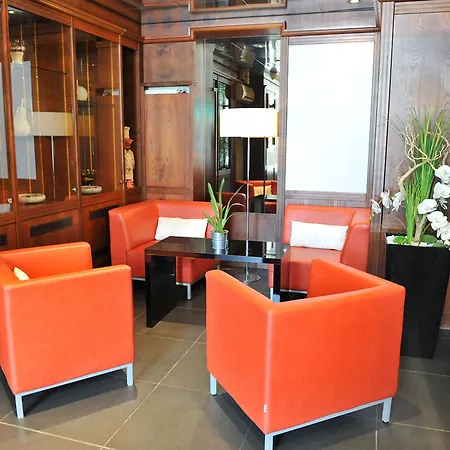 Hotel Des Alpes 3*