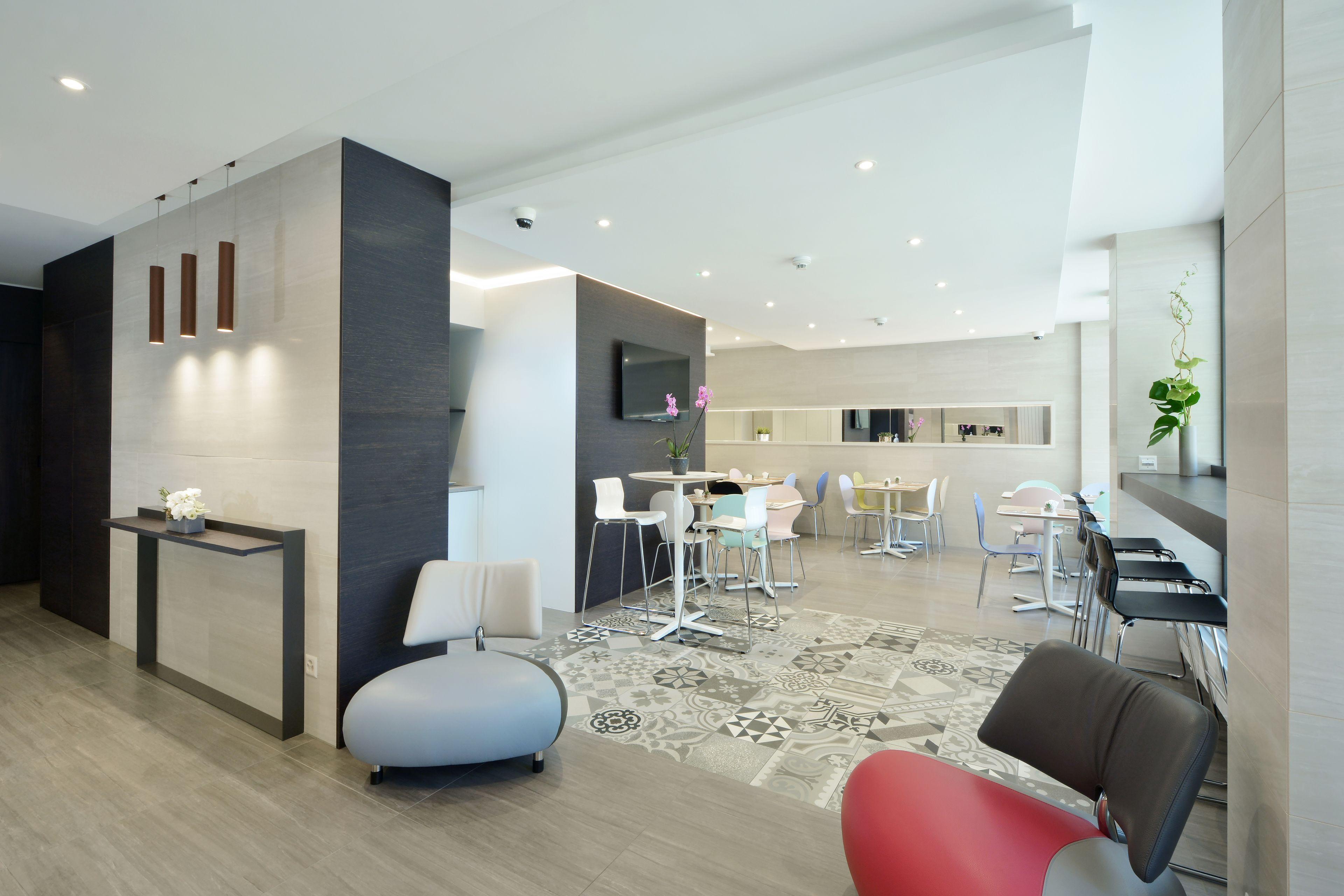Des Alpes Hotel