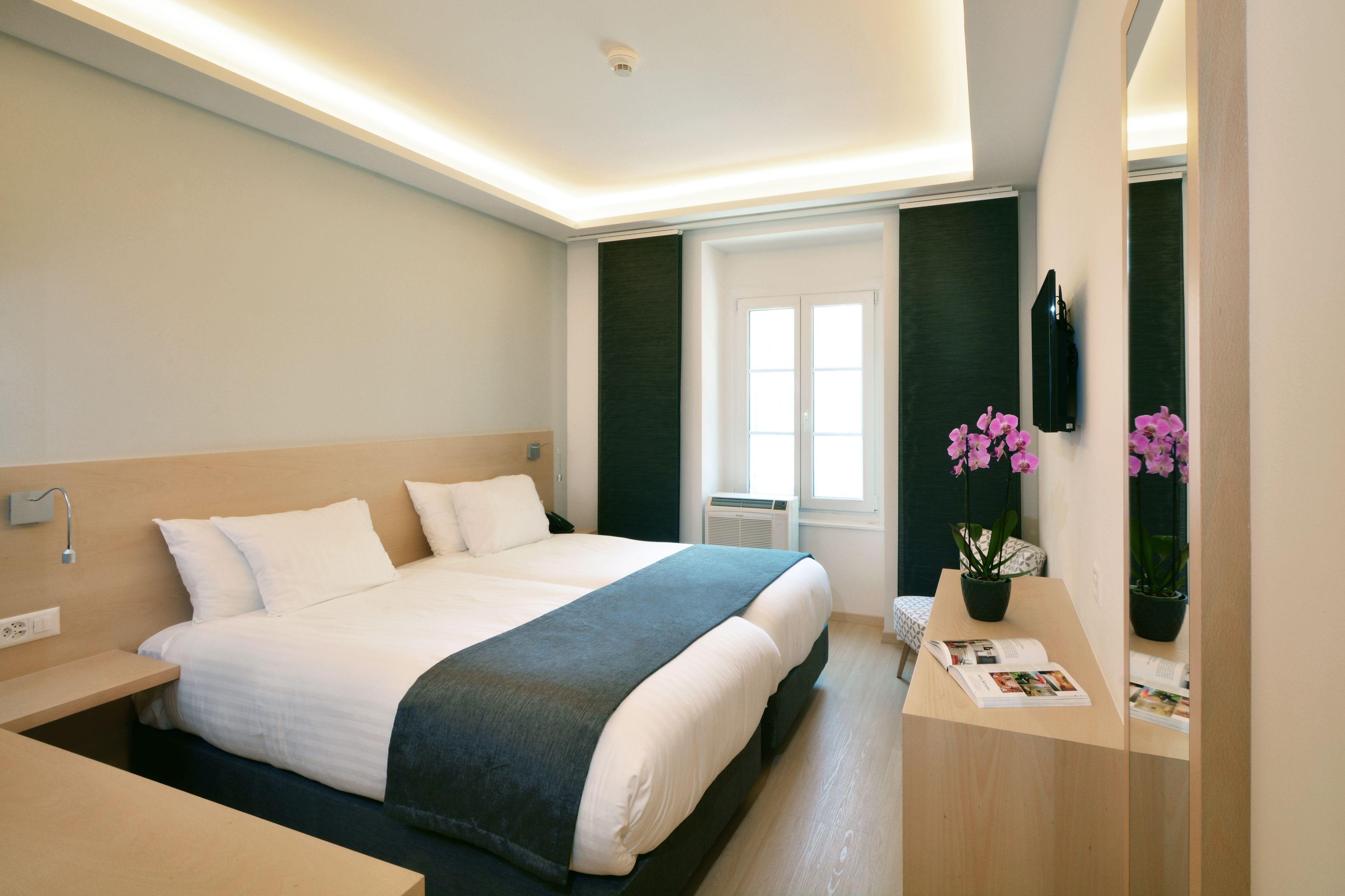 Des Alpes Hotel 3*