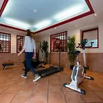 Des Alpes Hotel